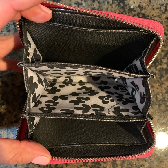 Wallet - Picture 3 of 6